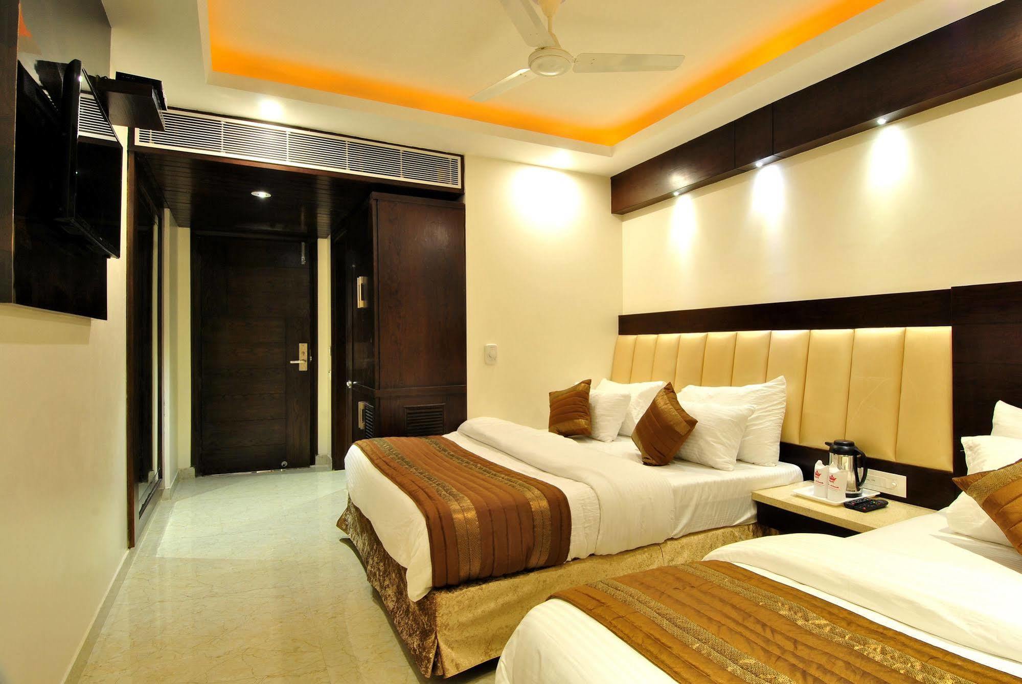 Отель Sai Miracle - Luxury Living Нью-Дели Экстерьер фото
