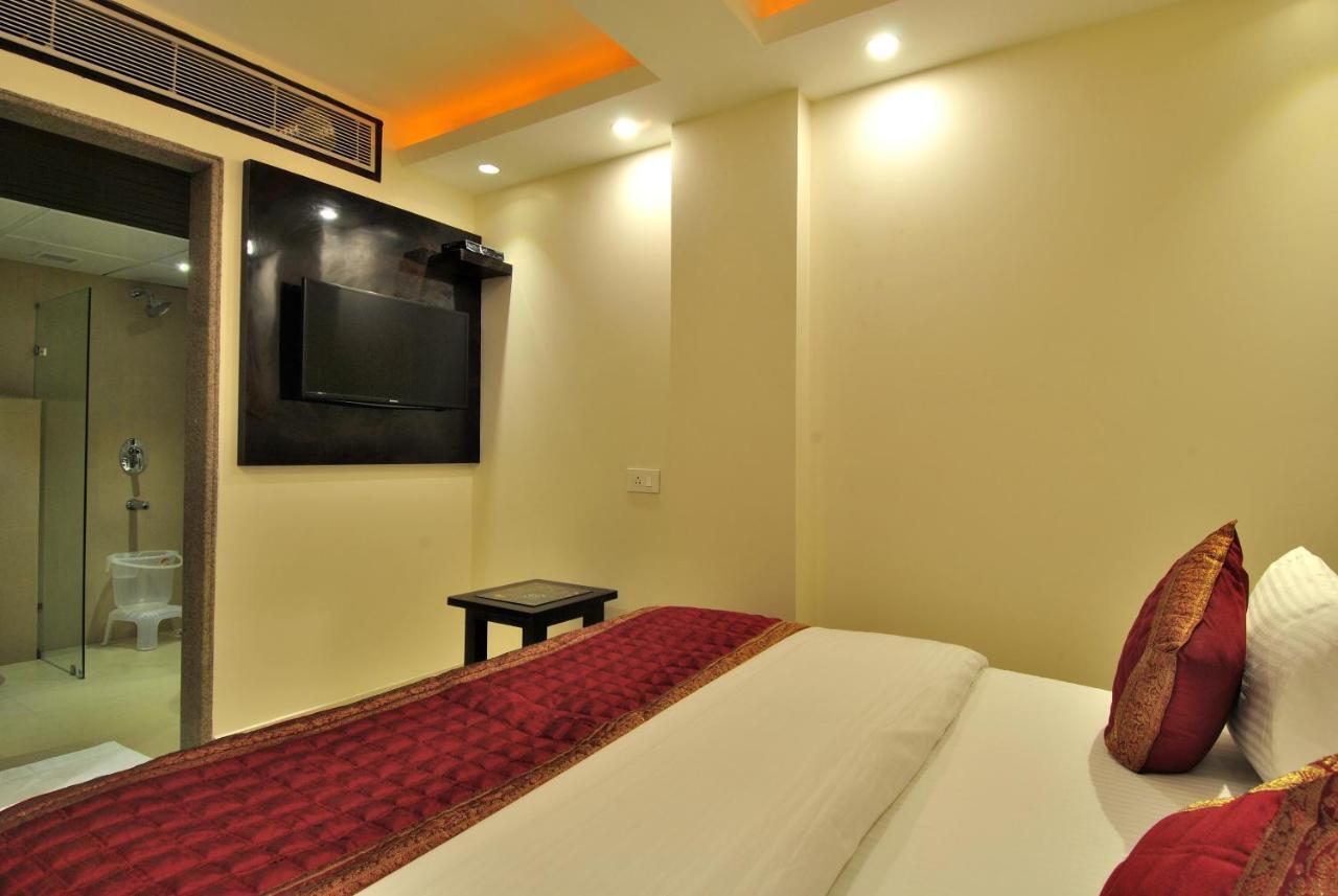 Отель Sai Miracle - Luxury Living Нью-Дели Экстерьер фото
